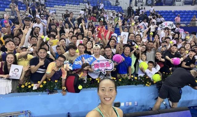 kaiyun-张奔斗：广东球迷上大分，被郑钦文当场表扬了！