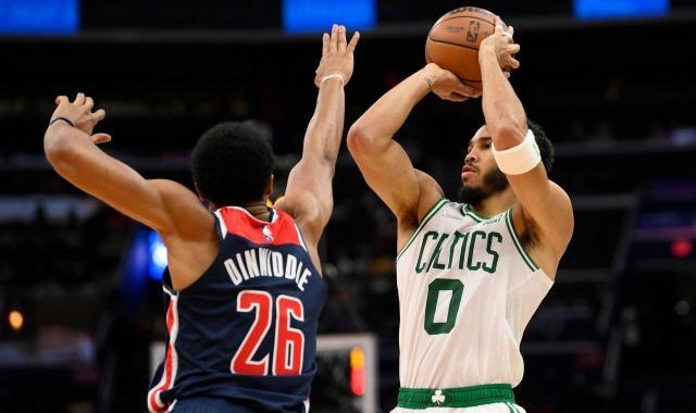 开云APP-绿军开局有多糟？双探花神鬼莫测 防守未见起色